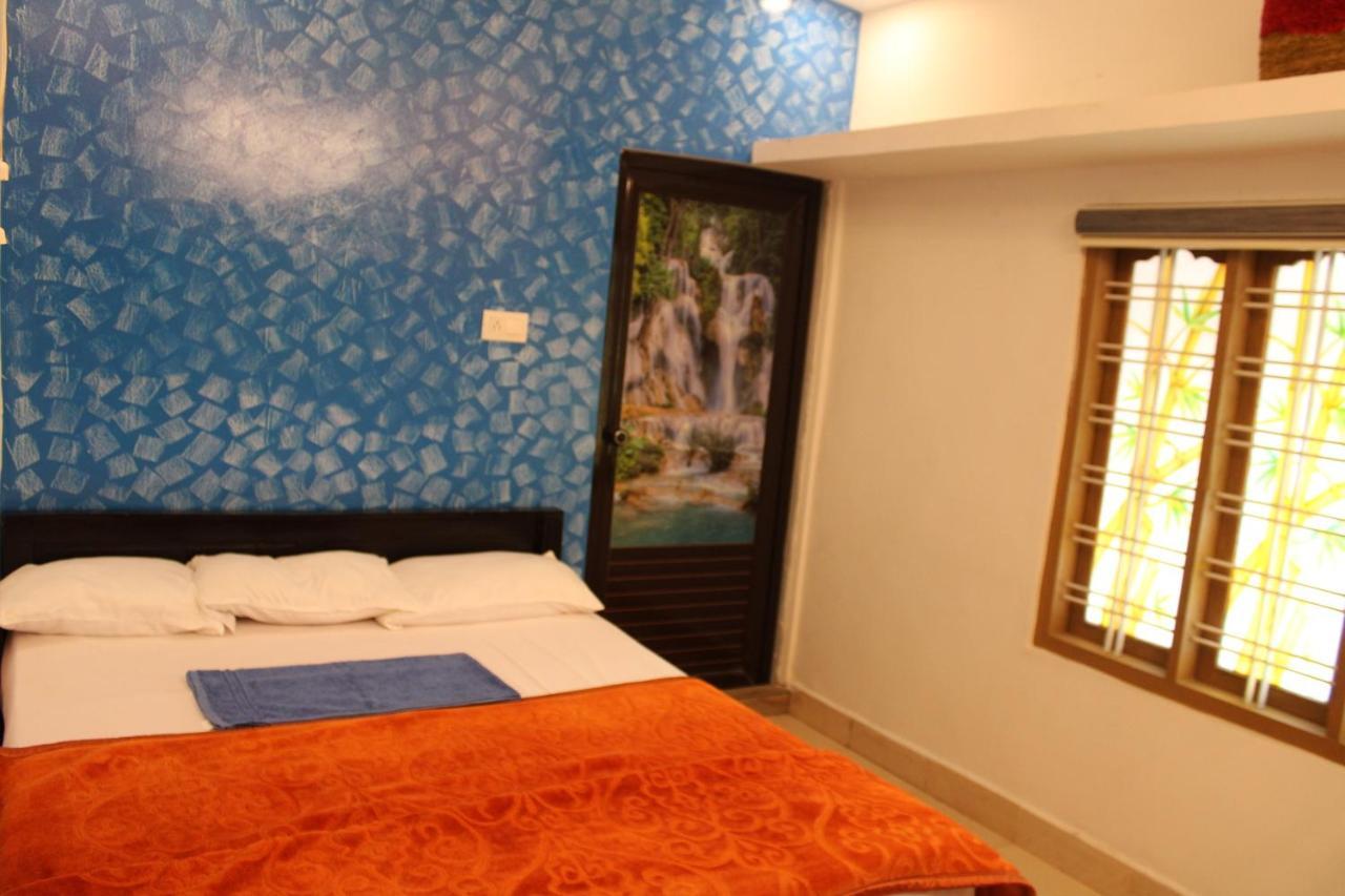 Arabian Holiday Resort With Swimming Pool In Idukki Calvary Mount Esterno foto